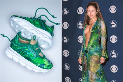 j lo abito verde versace|jennifer lopez green jungle versace.